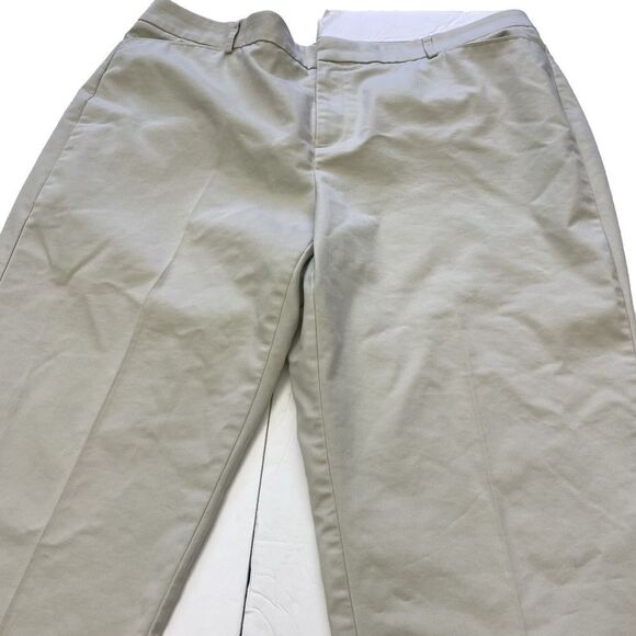 Dockers Women’s Khaki Chino Capri Pants Size 20W‎ Zipper Pockets Pre Owned - Picture 11 of 16